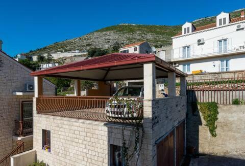 2 Bathrooms, Free Parking Spot, Prt Sea View Dubrovnik