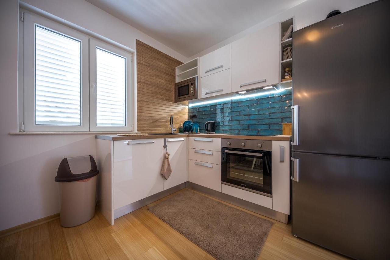 2 Bathrooms, Free Parking Spot, Prt Sea View Apartamento